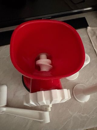 Macchinetta tritacarne/pasta nuova