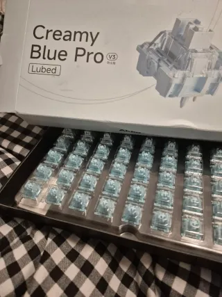 Creamos Blue Pro V3 Switches
