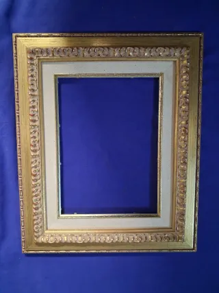 Cornice per olio in legno e tela