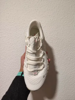 T37,5 Nike Free Metcom 5 blancas /beige