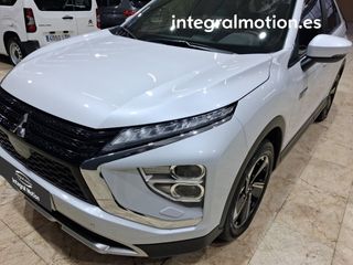 Mitsubishi Eclipse Cross PHEV Kaiteki 4WD