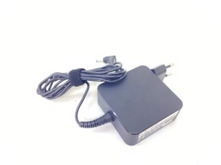 pc portatil lenovo 81w1