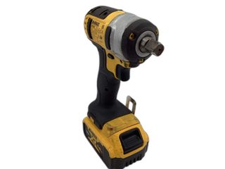 atornillador a bateria dewalt dcf880
