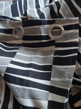 Tende Ikea a righe nere e grigie 140x300