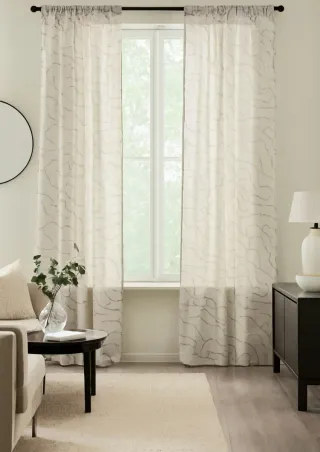 Tende Ikea grigie e bianche