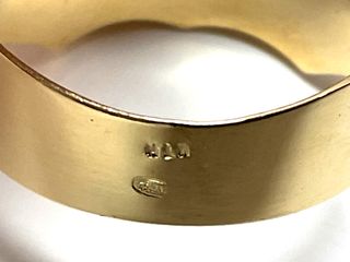 sello oro 18k con piedra