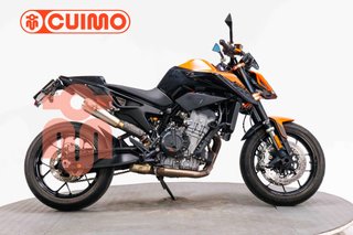 KTM 890 DUKE