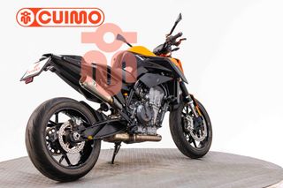 KTM 890 DUKE