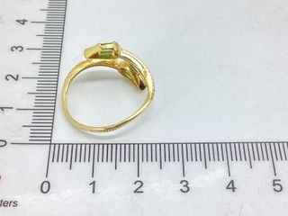 anillo oro 18k con piedra con circonita