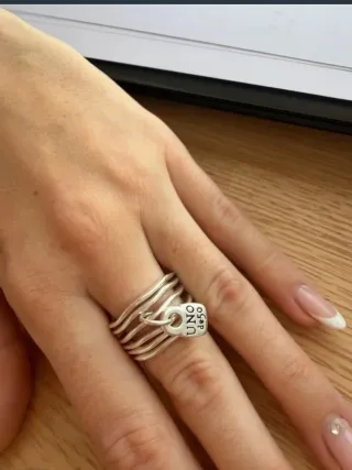 Anillo Plata Uno de 50 con Charm Candado.