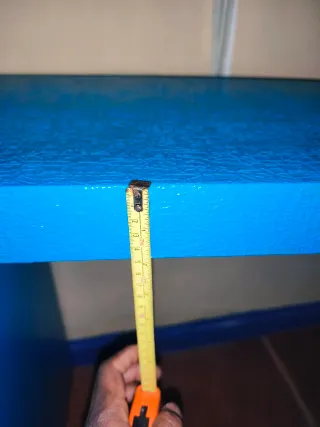 Mesa consola azul texturizada cascata