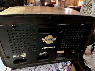 Radio Antigua Bertrane Vintage