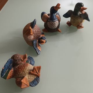 4 Figuras decorativas. Patos. CERÁMICA