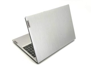 pc portatil lenovo 15ada05