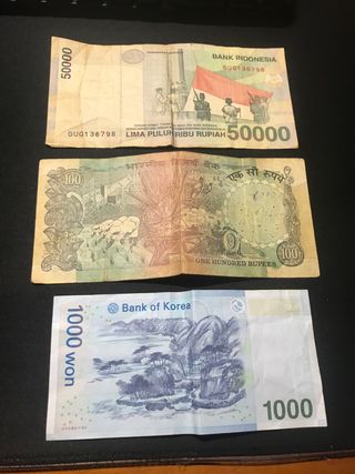 Lotto 12 banconote straniere