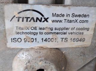 Radiador de agua volvo 107902 900114001 fl 608