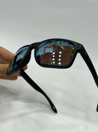 Holbrook oakley matte black lentes ice thug