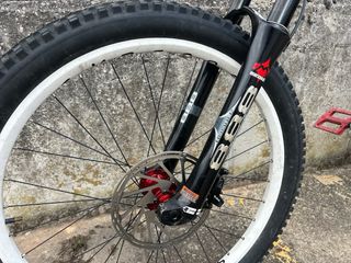 Giant Glory 2 2014 talla L 26”