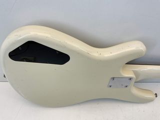 bajo electrico yamaha motion mb iii b