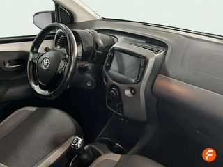 Toyota Aygo 1.0 70 x-play