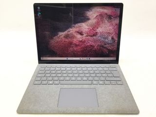 pc portatil microsoft 1769