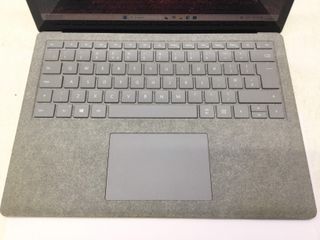 pc portatil microsoft 1769