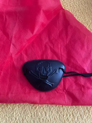 Disfraz Pirata: Pañuelo Rojo, Parche y Gorro