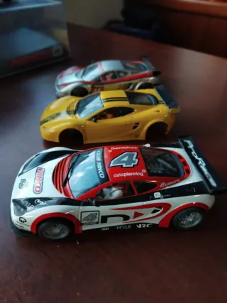 Coche Scalextric Ninco Ascari kz1