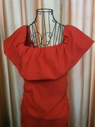 Vestido Zara corto drapeado rojo
