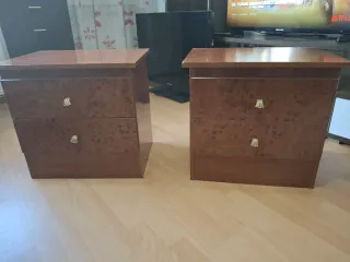 Juego 2 mesitas y 1 cómoda