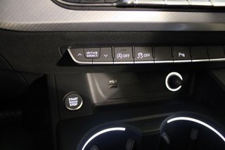 Audi A4 40 G Tron S Line Edition GNC 170cv S Tronic