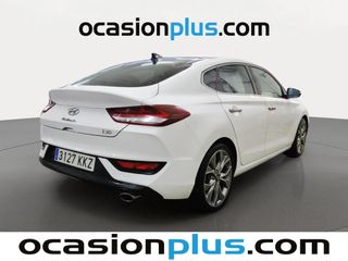 Hyundai i30 Fastback 1.4 TGDI Style DCT 103 kW (140 CV)