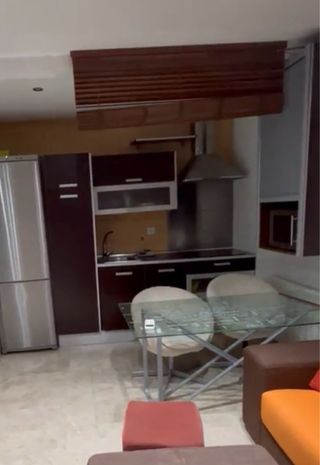 Cortina de madera separador cocina/salón