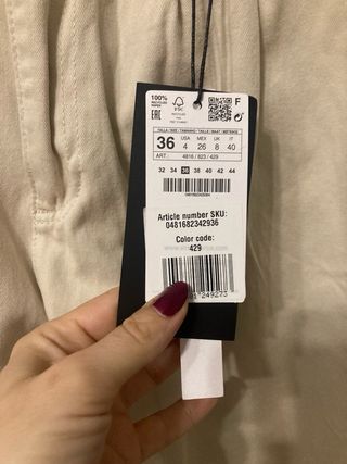 Pantalones Stradivarius beige