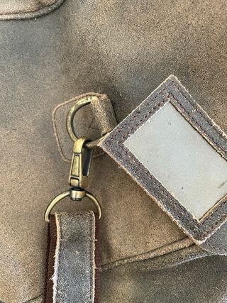 Bolso de piel marrón