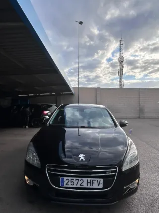 Peugeot 208 2011