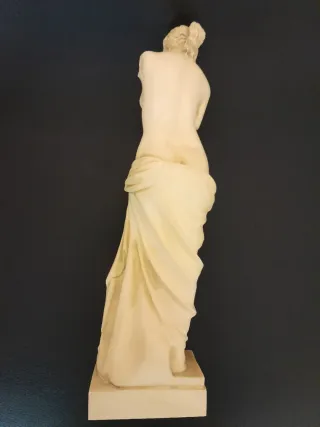 Statua di Venere di Milo in pietra