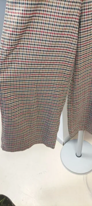 Pantalón Zara cuadros ancho Talla S