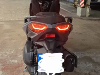 Yamaha XMAX 300 2021 Negro