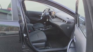 Toyota Corolla 1.8 125 Híbrido Active Tech E-CVT Sedán 90 kW (122 CV)
