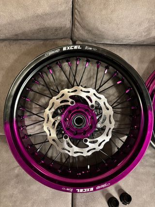 Kit Llantas Supermotard Morado