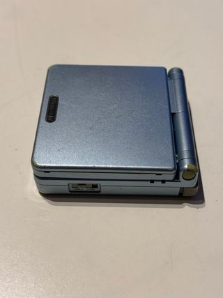 Nintendo Game Boy Advance SP AGS-101 Plata