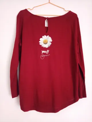 Camiseta Desigual talla S/36 bonito estampado.