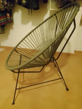 Silla Acapulco restaurada