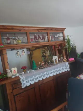 Mueble Bar Madera Maciza con Cristal