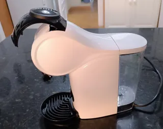 Cafetera Dolce Gusto Blanca