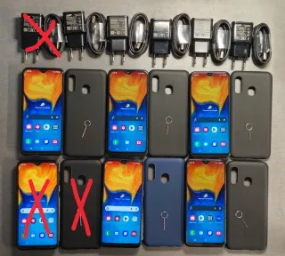 5x Samsung Galaxy A20e 32GB 3GB 4Black/1Blue