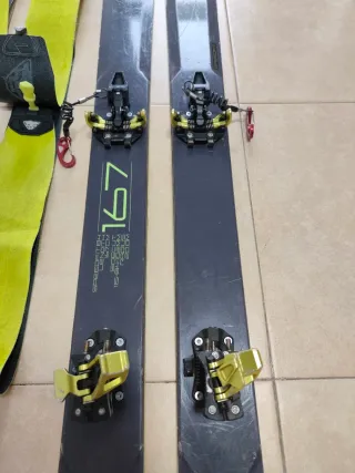 Esquís Dynafit Speedfit 84 + Pieles de foca