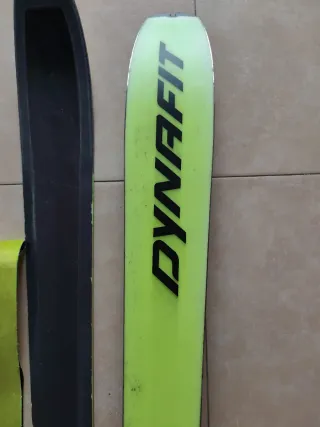 Esquís Dynafit Speedfit 84 + Pieles de foca