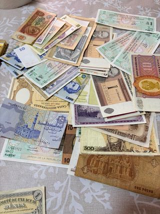 Lote monedas y billetes herencia